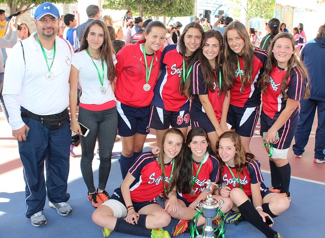 献及策略的 献及策略的